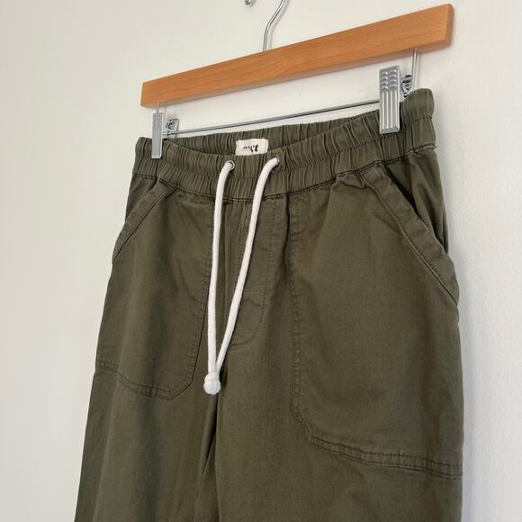 PACT Organic Cotton Twill Roll Up Drawstring Grape Leaf Green Pants, Size Small - Picture 13 of 13